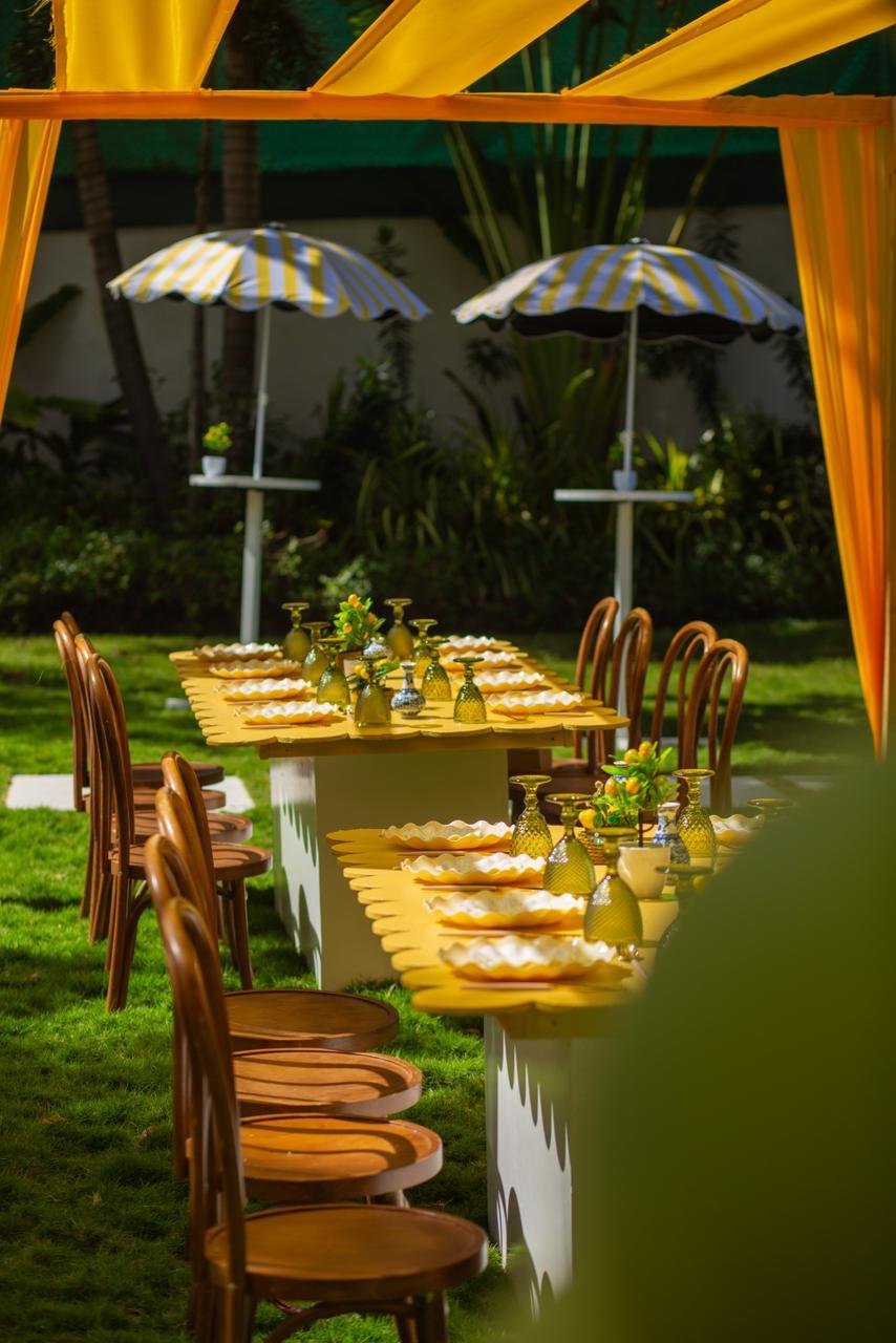 Umbrella Bistro Table