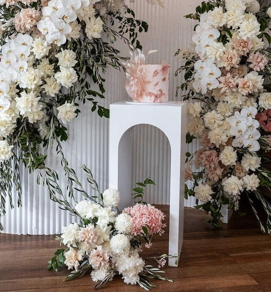 Arch Boho Cake Table