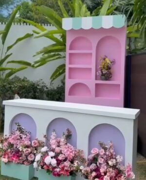 Lily Bar
